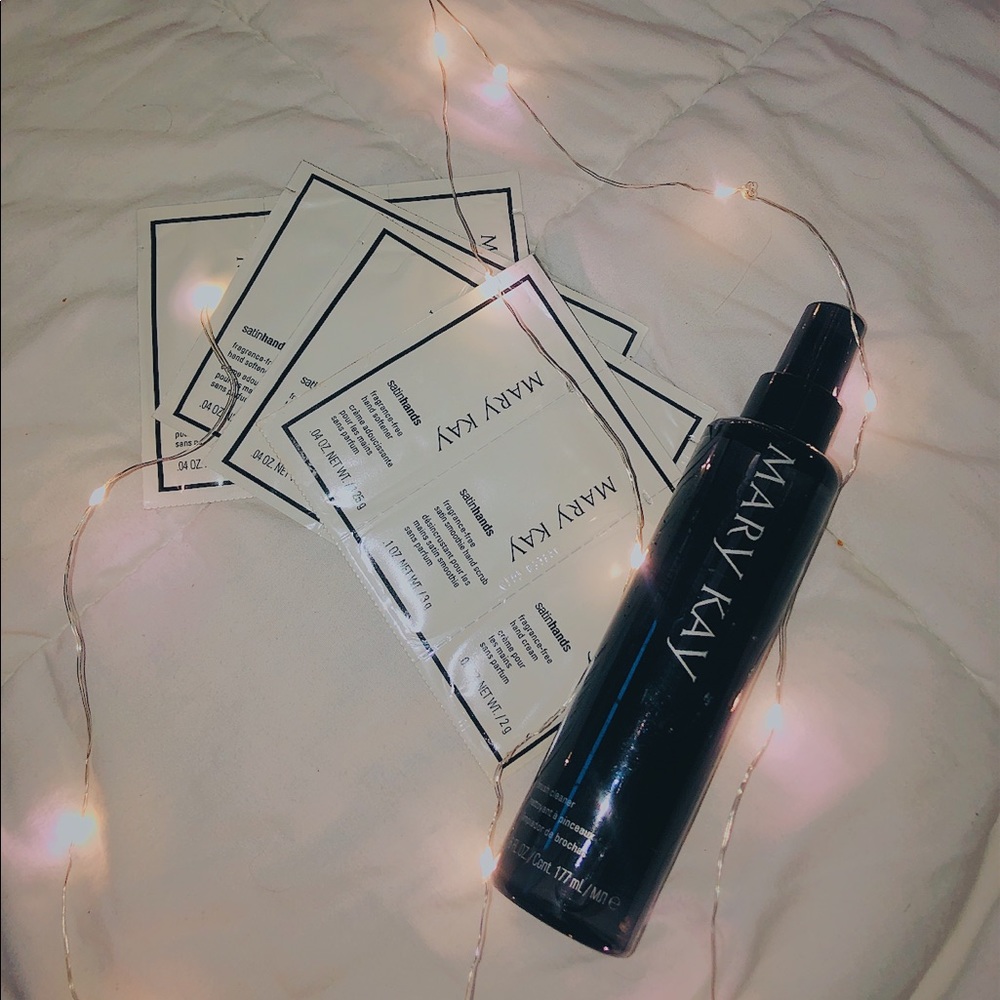 Makeup Brush cleanser